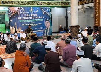 Pengajian Isra’ Mi’raj di Masjid Baitul Amin Kedanyang, KH Zainal Abidin: Jadikan Salat sebagai Solusi Problem Kehidupan