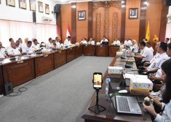 Bupati Sidoarjo Minta Seluruh Kecamatan Lakukan Perbaikan Jalan Rusak