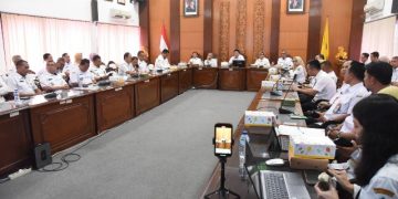 Bupati Sidoarjo Minta Seluruh Kecamatan Lakukan Perbaikan Jalan Rusak