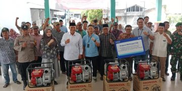 BHS Bersama BRI Salurkan Bantuan Empat Pompa Air Untuk Petani Dukuh Tengah