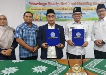 Perkuat Ketahanan Keluarga Generasi Emas 2045, KUA Kebomas – FAI UMG Teken MoU