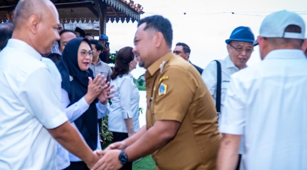 Bupati Gresik Berhasil Perjuangkan Pupuk Subsidi Tambak, Komisi IV DPR RI Pastikan Alokasi 2026 untuk Pembudi Daya