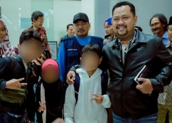 Bupati Yani Kawal Kepulangan Tiga Anak PMI Asal Kabupaten Gresik