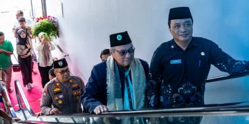 Permudah Akses Lansia, Masjid Agung Maulana Malik Ibrahim Dilengkapi Eskalator