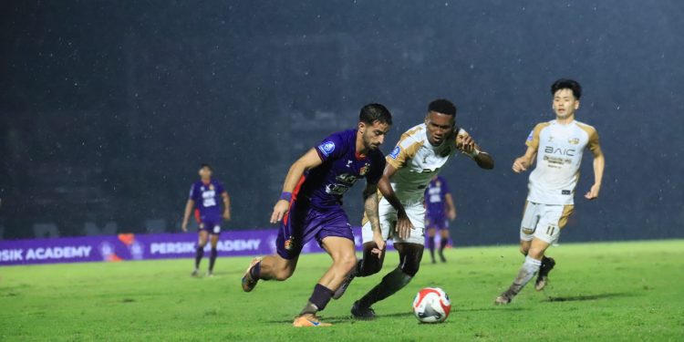 Debut Manis Ernesto Gomez Antar Persik Kediri Tumbangkan Dewa United