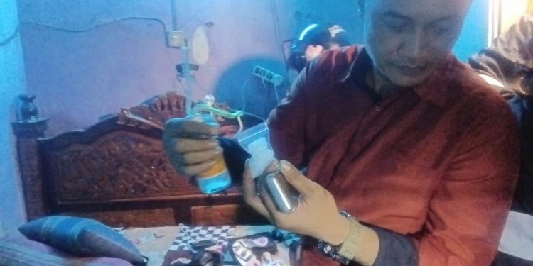 Nelayan Kenjeran Surabaya Diciduk di Sisi Suramadu, Simpan 12 Poket Sabu Siap Edar