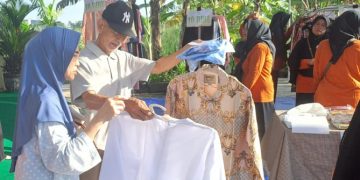 YBS Sidoarjo Gelar Indahnya Berbagi, Tebus Pakaian Murah 95 Persen Terjual