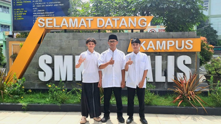 Ingin Jadi Pembuka Jalan, Dua Siswa SMK Yapalis Menembus Golden Ticket ITS dan Unair 2026