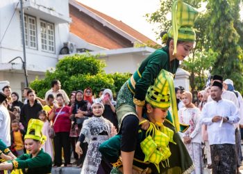 Jelang Kontes Bandeng Kawak 2026, Pemkab Gresik Gelar Kirab Budaya