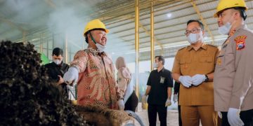 Kabupaten Gresik Raih Sertifikat Adipura, Jadi Kado Istimewa HUT Gresik untuk Masyarakat