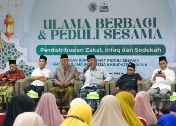 Tebar Kepedulian di Bulan Ramadan, RUPS MUI Gresik Santuni Anak Yatim dan Dhuafa