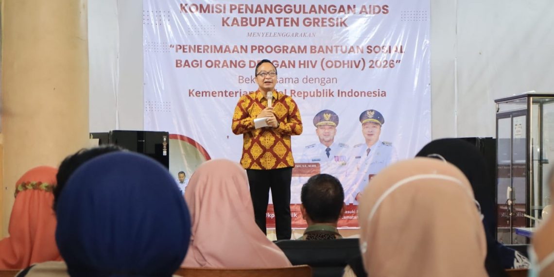 Belasan ODHIV di Gresik Terima Bantuan Usaha, Wabup Alif Tekankan Pendampingan Berkelanjutan