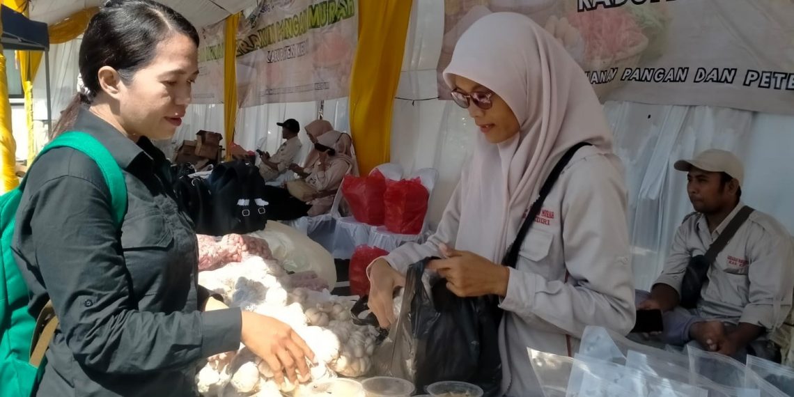 Pasar Murah Kejari Kediri Diserbu Warga, Cabai Rawit Dijual Rp 50 Ribu per Kilogram