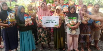 Selama Ramadhan, BMH Unit Sidoarjo Distribusikan Ratusan Bingkasan Lebaran dan Berkah Fitrah Dhuafa