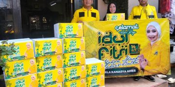 Teruskan Tradisi Sosial Keluarga, Adela dan Adiel Bagikan 5.000 Bingkisan Lebaran