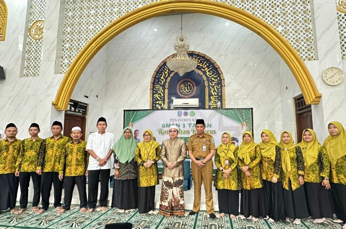 SMA Negeri 1 Taman Mengukir Kebaikan, Menggapai Keberkahan Melalui ‘PESILAT’