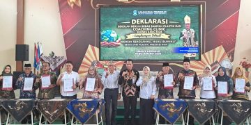 Cabdin Pendidikan Sidoarjo-Surabaya  Deklarasikan Sekolah Bebas Sampah Plastik