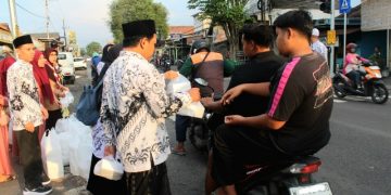 Elemen Pendidikan se Kec Porong Bersatu Tebar Berkah Ramadan