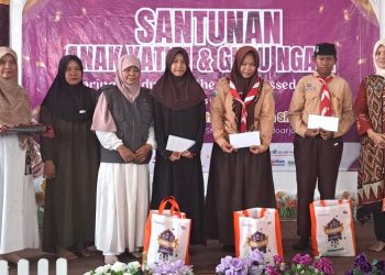 Wujudkan Kepedulian Sosial, Nufi Sidoarjo Beri Santunan Anak Yatim dan Guru Ngaji