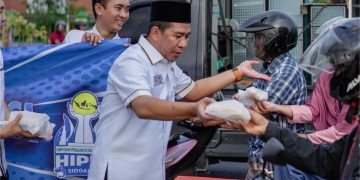 Wujudkan Kepedulian di Bulan Ramadhan, BPC HIPMI Sidoarjo Bagikan Ratusan Paket Sembako Hingga Ribuan Takjil Gratis