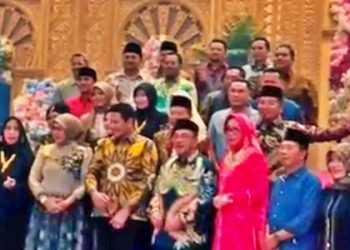 Hadiri Rakor Ala Bollywood, Bupati Subandi Tegur Sekda Sidoarjo?