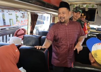 Dengan 15 Bus, Pemkab Gresik Berangkatkan 750 Pemudik