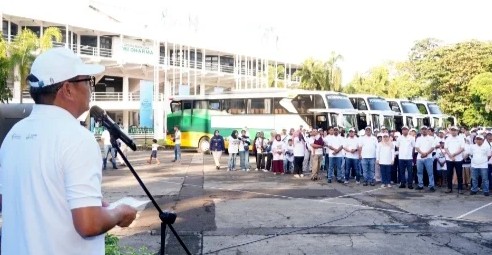 Petrokimia Gresik Berangkatkan Ratusan Pemudik Gratis 