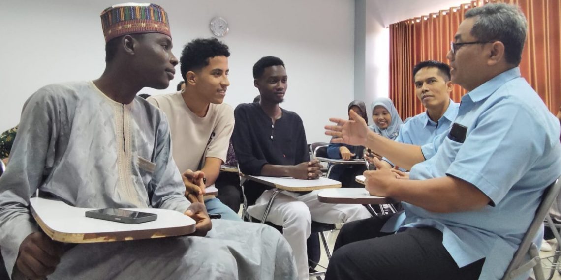 Didukung Kultur Masyarakat yang Ramah, Universitas Muhamadiyah Gresik Jadi Pilihan Mahasiswa Asing