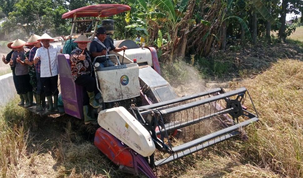 Bambang Haryo Dorong Petani Bisa Panen Tiga Kali Setahun