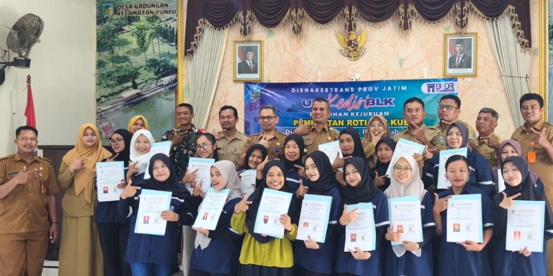 Disnaker Jatim Dorong Kemandirian Warga lewat Pelatihan Roti dan Kue di Kediri