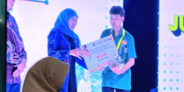 Biasa Perbaiki Diri, Siswa SMK Negeri 2 Buduran Raih Juara I LKS Jatim Bidang Accounting