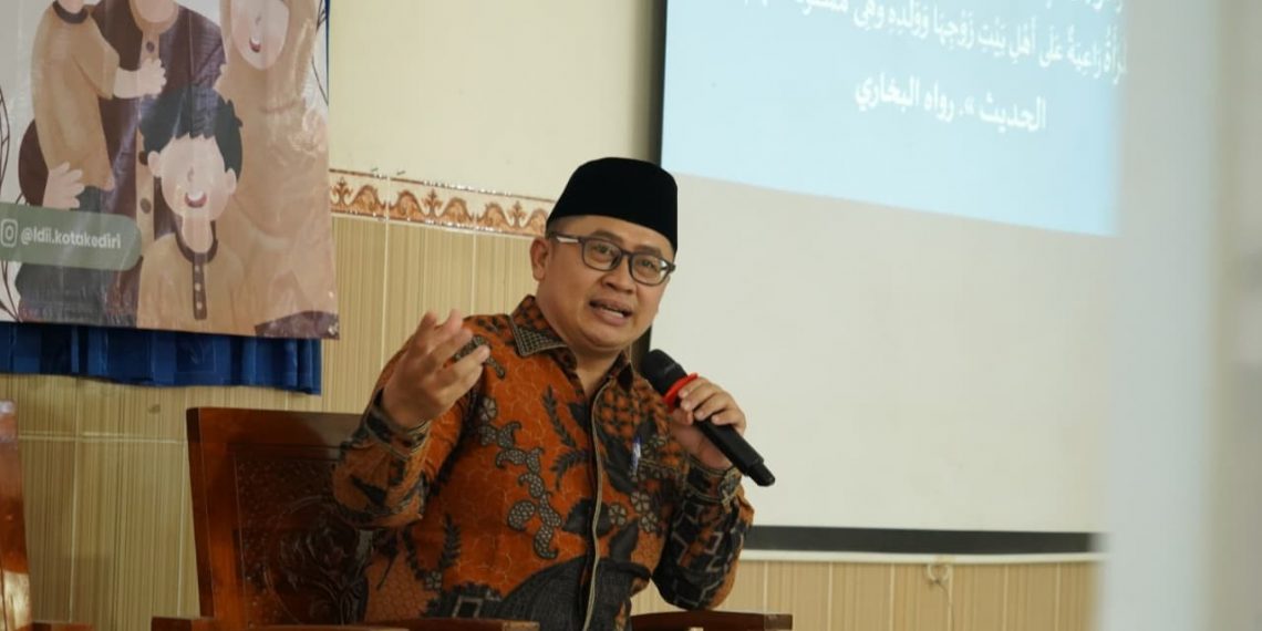 Seminar Parenting LDII Kediri Soroti Ancaman Informasi Negatif hingga Risiko KDRT pada Anak