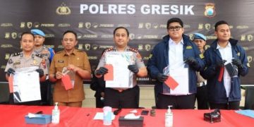 Polres Gresik Bekuk Pelaku Dugaan Penipuan Rekrutmen ASN, Dari 14 Korban Raup Rp1,5 Miliar