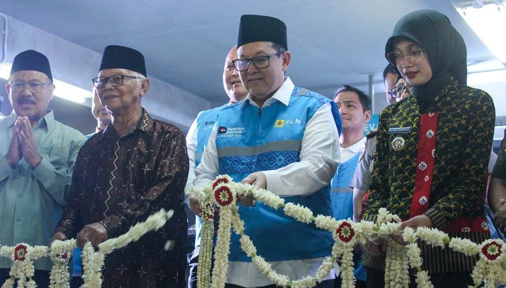 SPKLU Resmi Beroperasi di Uniska Kediri, PLN Perluas Jaringan Pengisian Kendaraan Listrik