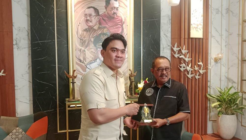 Saling Lempar Pujian, Silaturahmi Mas Cahyo ke Wawali Armuji