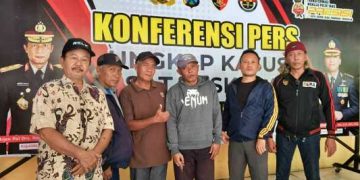 Datangi Mapolresta Sidoarjo, Penyidik Janji Selesaikan Berkas Perkara Kasus Pemotongan BLTS Kesra Desa Banjarkemantren