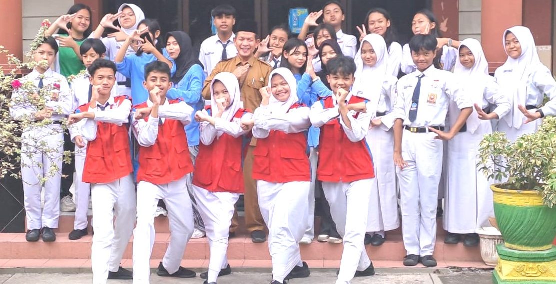 Siswa SMP Negeri 1 Sidoarjo Panen Juara, Lokal Hingga Internasional