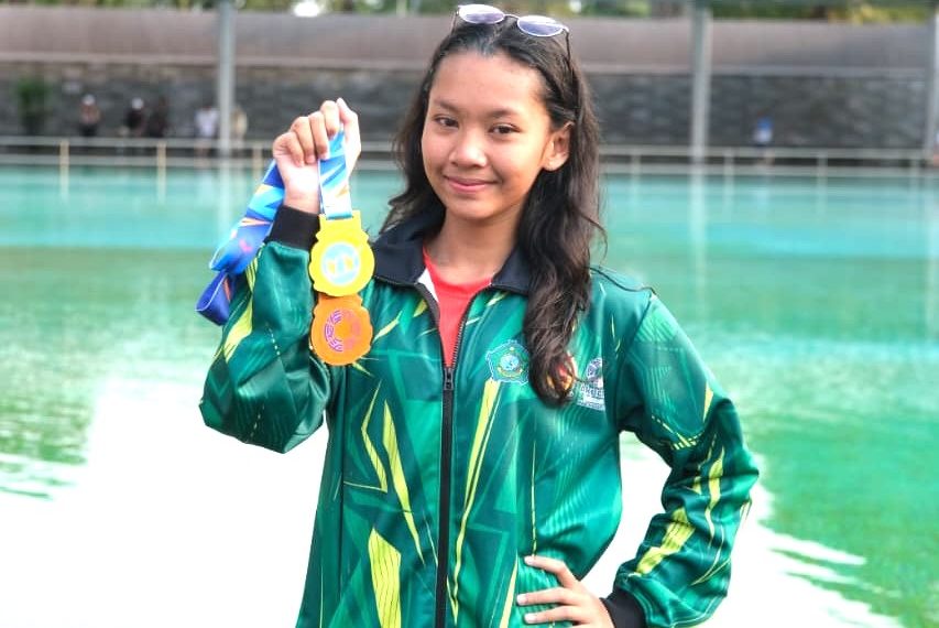 Dari Kejurprov, Atlet Renang Artistik SMP Negeri 1 Sidoarjo Mengincar Emas Kerjurnas 2026