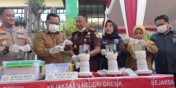 Kejari Gresik Musnahkan Barang Bukti Senilai Rp 3 Miliar, Narkoba Mendominasi