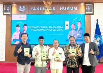 Bedah Buku di FH, IKA Unesa Dorong Guru Jadi Agen Mediasi