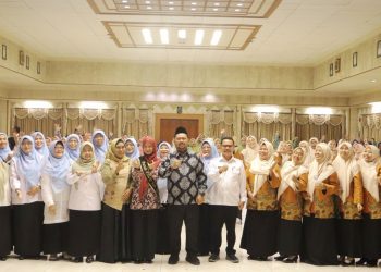 Kukuhkan Pokja Bunda PAUD Gresik, Bupati Yani Tekankan Peran Keluarga dalam Pembentukan Karakter Anak