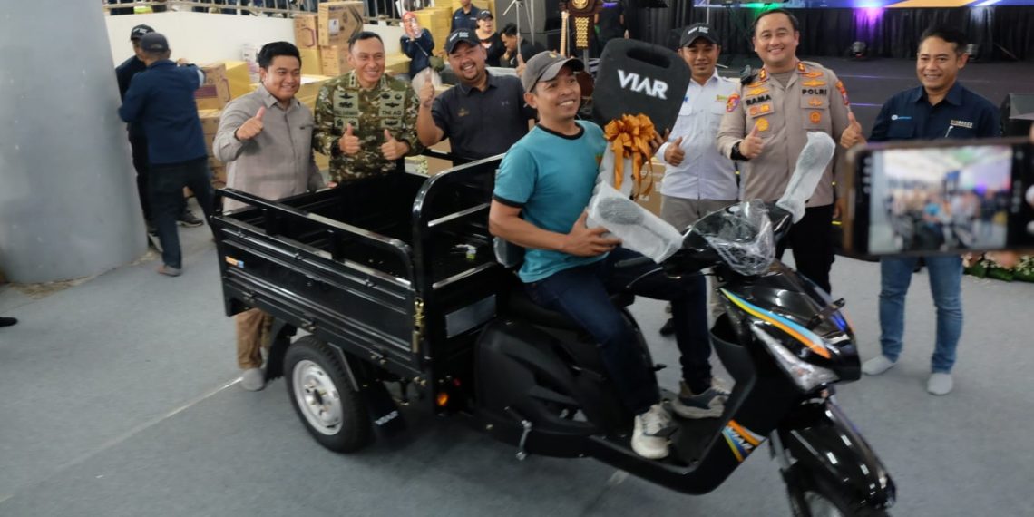 May Day di Gresik Lahirkan Komitmen Bersama, Pemkab Perkuat Sinergi dengan Buruh