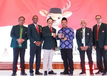 Buka Muswil IDI Jatim 2026 di Gresik, Bupati Yani Tegaskan Komitmen Penguatan Layanan Kesehatan