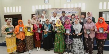 KGPS-DP3AKB-PWI Sidoarjo Kerja Bareng Luncurkan Buku ‘Perempuan Pencerah Hati’
