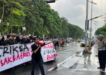Mahasiswa GMN Jatim Geruduk Kejati, Desak Usut Tuntas Dugaan Penyalahgunaan Dana CSR Banyuwangi