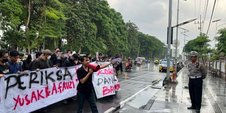 Mahasiswa GMN Jatim Geruduk Kejati, Desak Usut Tuntas Dugaan Penyalahgunaan Dana CSR Banyuwangi
