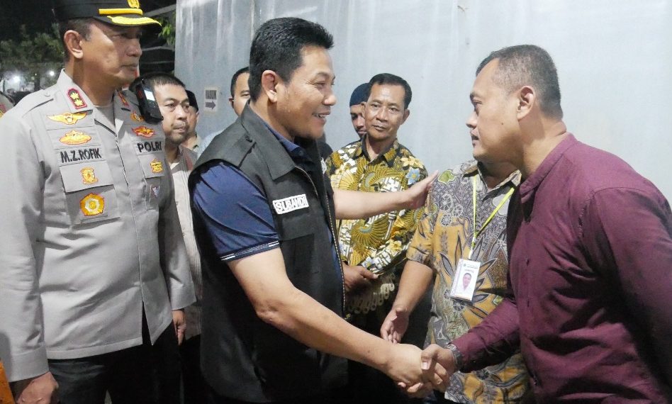 Bupati Sidoarjo Keliling Sidak TPS Pastikan Pilkades Serentak Kondusif