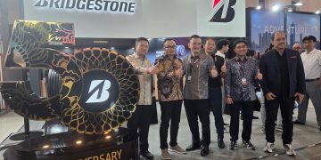 Meriahkan IIMS Surabaya Sebagai Official Tire Partner, Bridgestone Lanjutkan Perayaan 50 Tahun dan Perkuat Kehadiran di Jatim 