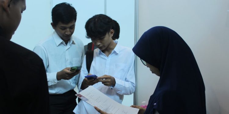 Ribuan Lowongan Dibuka di ‘Job Fair’ Kediri, Alarm Keras Ketimpangan Kompetensi Pencari Kerja