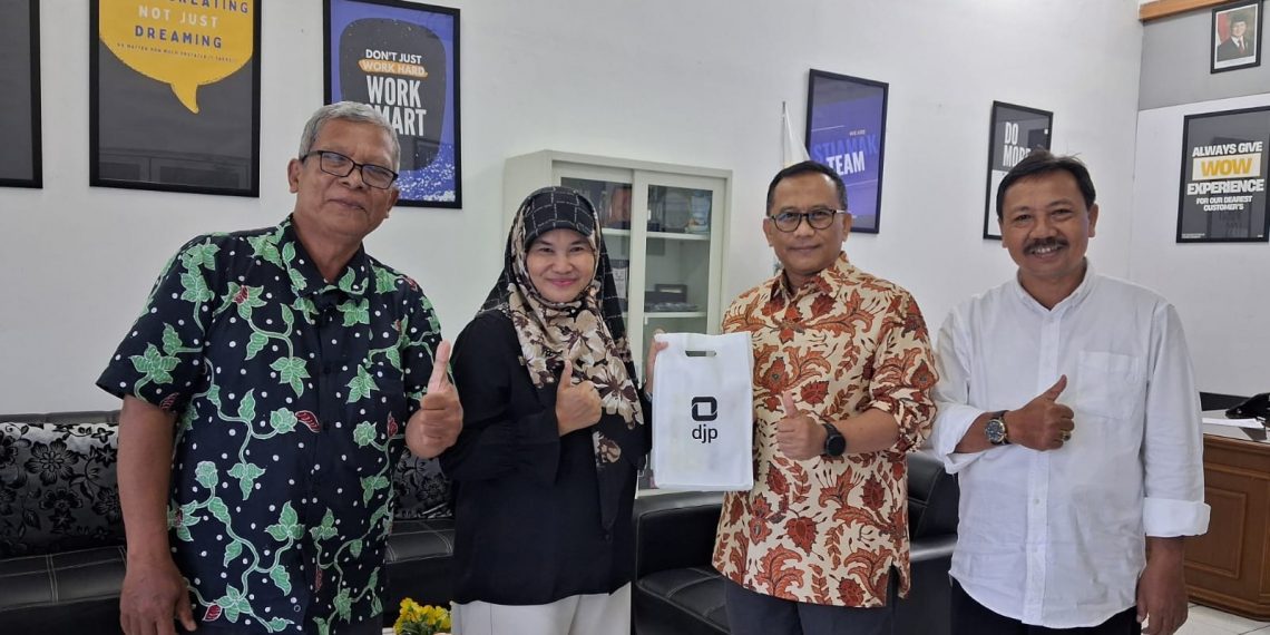 DJP Jatim – STIAMAK Mantapkan Kerja Sama Tax Center